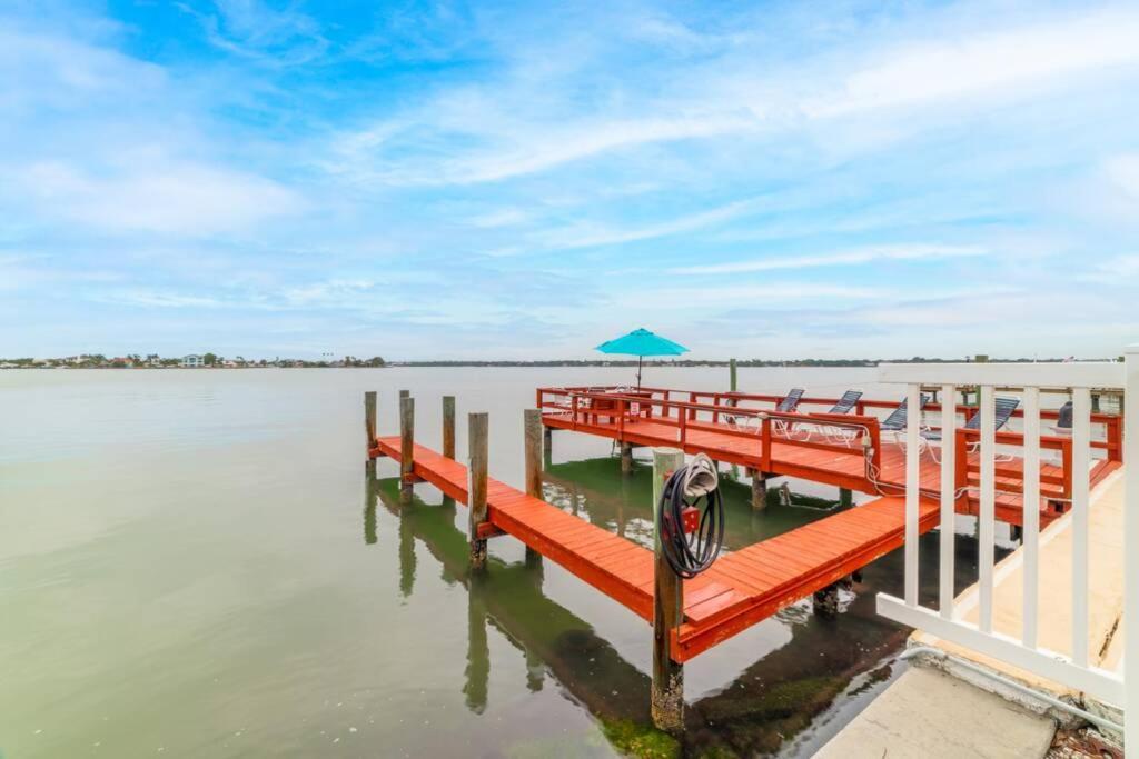 Ferienwohnung 102-Tiny Treasure-Waterfront With Heated Pool St. Pete Beach Exterior foto
