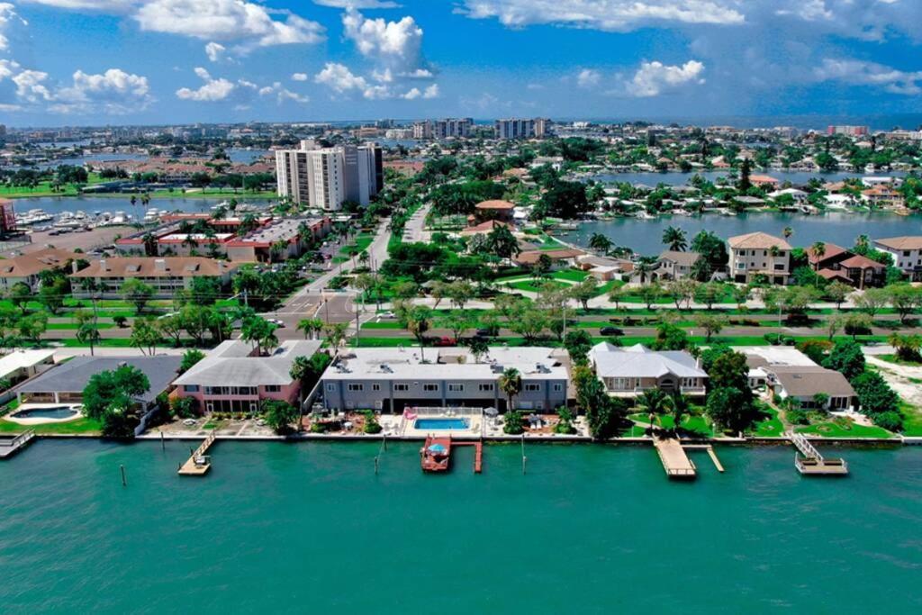 Ferienwohnung 102-Tiny Treasure-Waterfront With Heated Pool St. Pete Beach Exterior foto