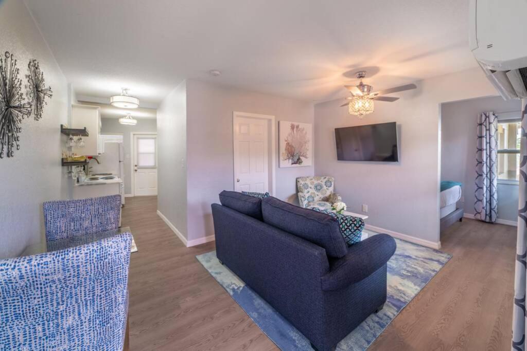 Ferienwohnung 102-Tiny Treasure-Waterfront With Heated Pool St. Pete Beach Exterior foto