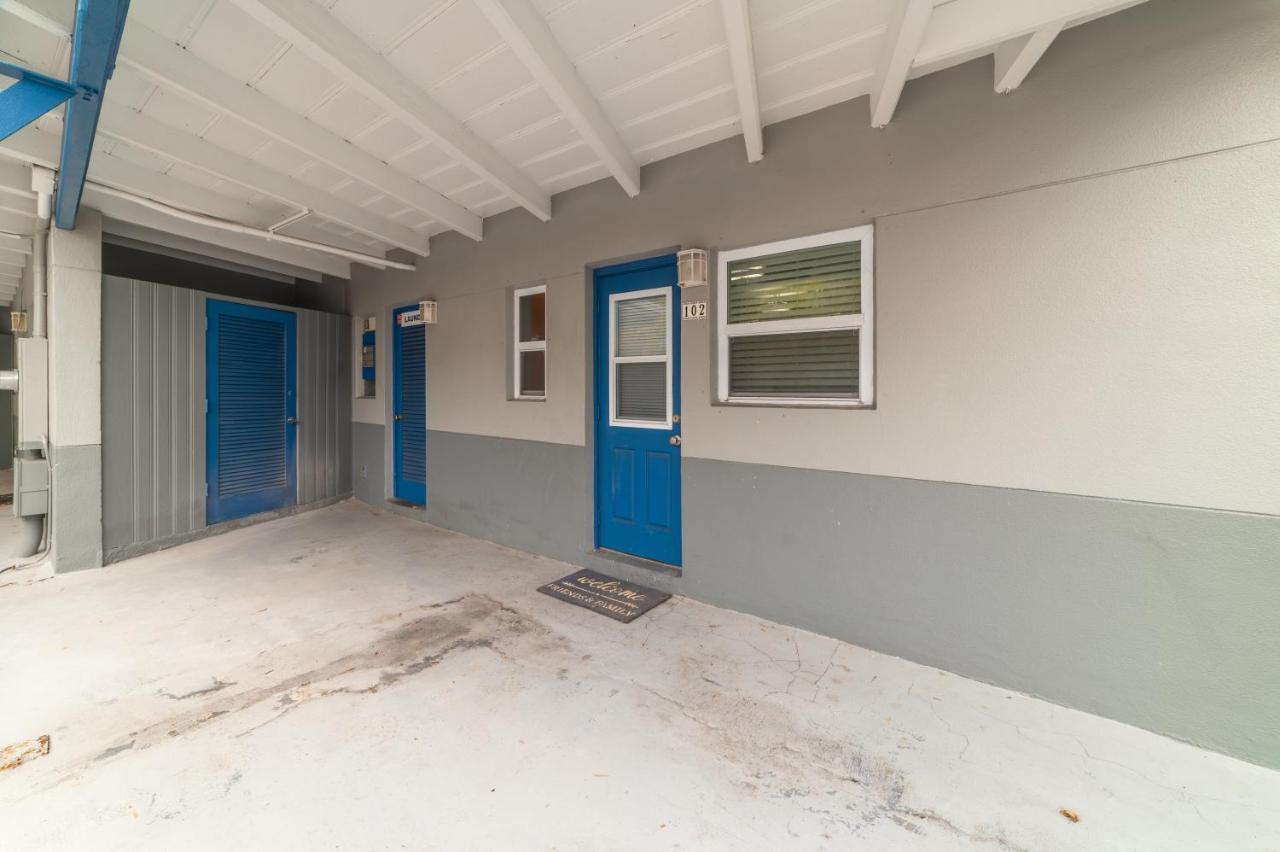 Ferienwohnung 102-Tiny Treasure-Waterfront With Heated Pool St. Pete Beach Exterior foto